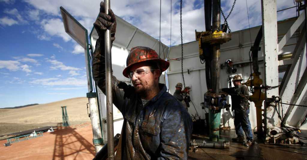 Harga Minyak Tersungkur di Tengah Kekhawatiran Global Semakin Meningkat