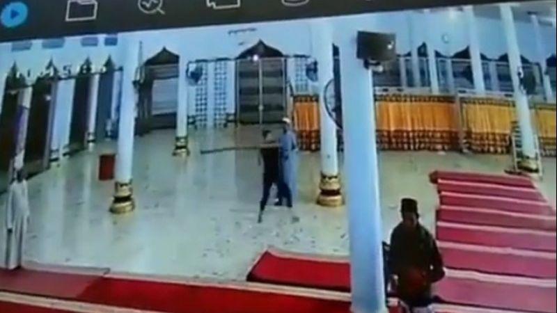 Viral Pria Mengamuk dan Rusak Masjid, Polisi: Pelaku Alami Gangguan Jiwa