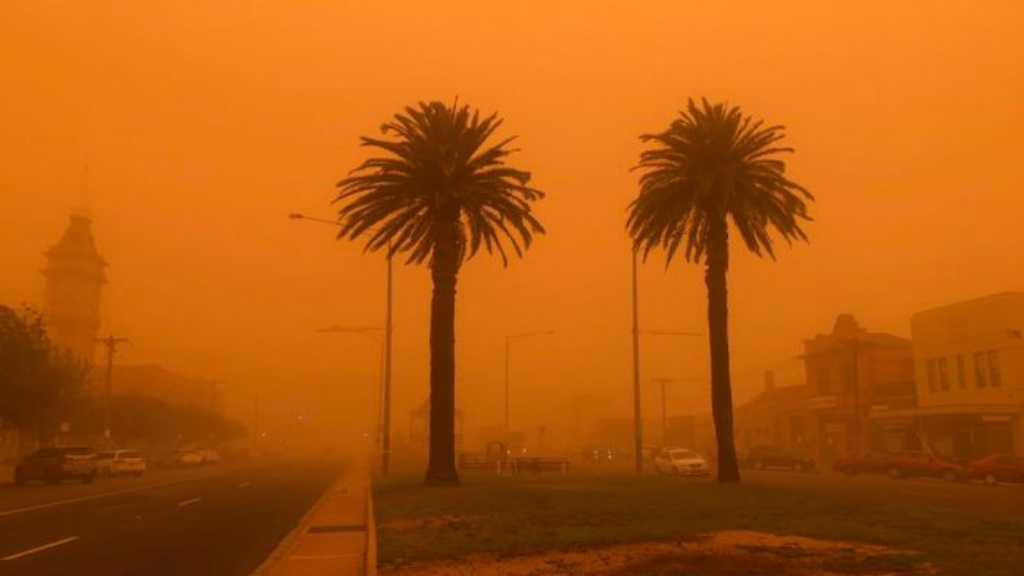 Langit Mildura Australia Berubah Menjadi Oranye