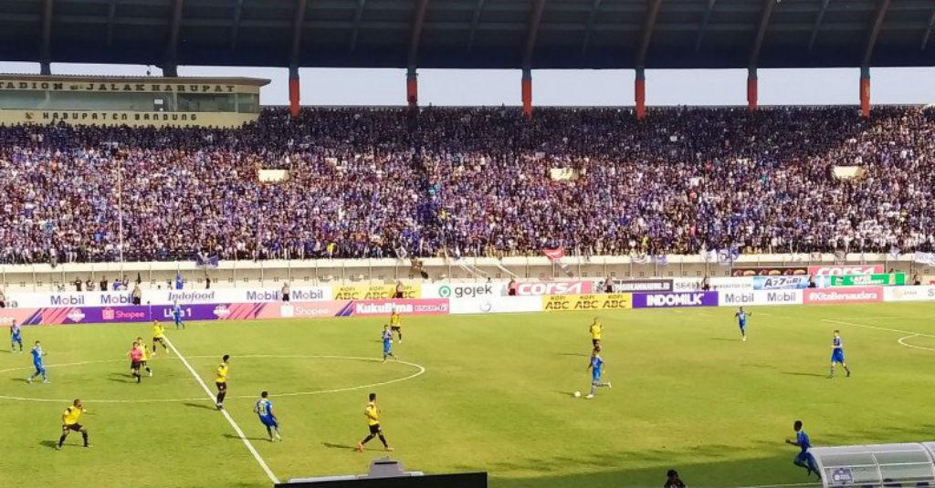 Persib Bandung Ditahan Imbang Barito Putera di Kandang