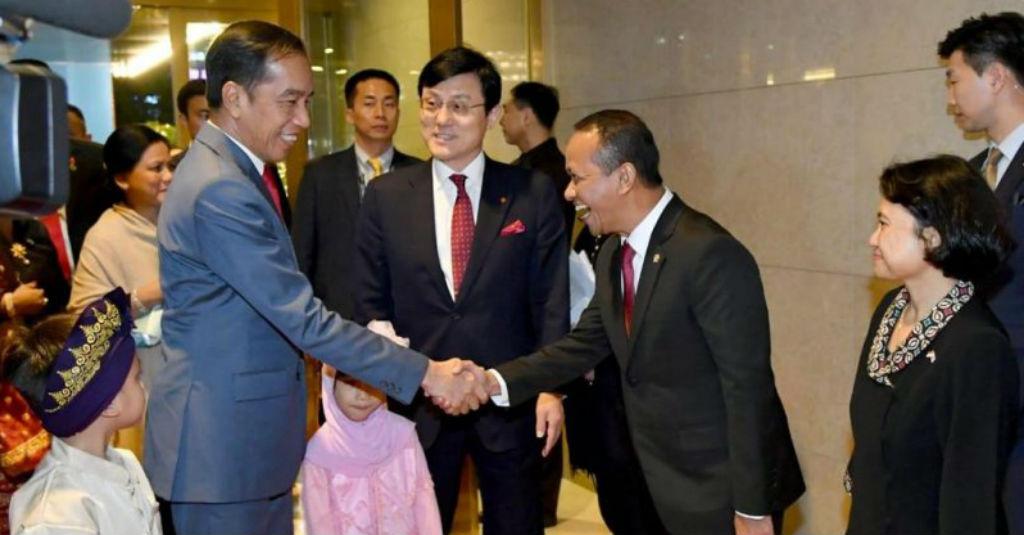 Jokowi Temui 10 CEO Korporasi Korea, Bahas Apa?