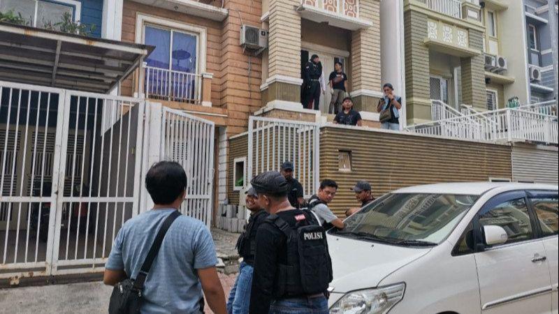 Rumah di PIK Digerebek karena Penipuan Online, Beberapa WN China Digiring