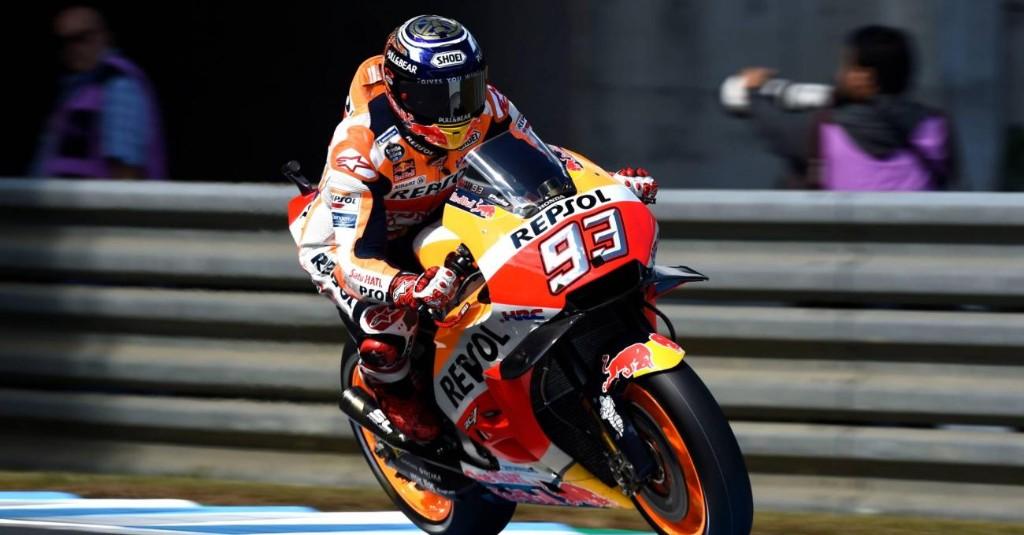 Marc Marquez Alami Dislokasi Bahu Kanan Usai Jatuh Akibat Tambalan Sirkuit