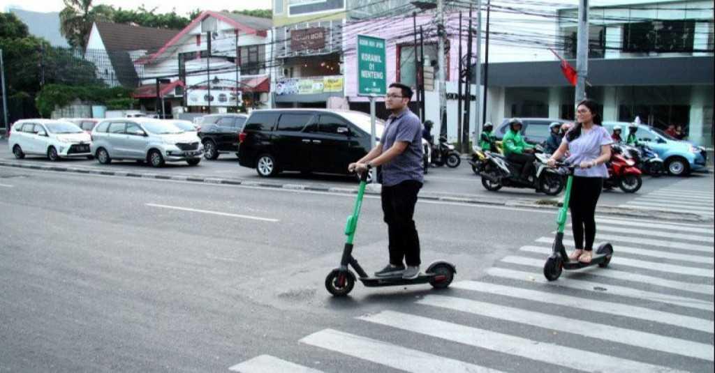 Kemenhub Akan Keluarkan Aturan Penggunaan Skuter Listrik