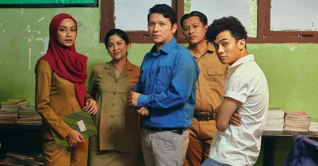 Selain Dian Sastro, 'Guru-Guru Gokil' Libatkan Gading Marten