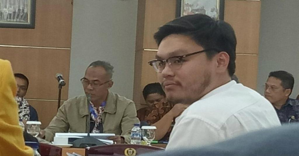 Ungkap Anggaran Lem Aibon William Kena Sanksi, PSI: Aneh!