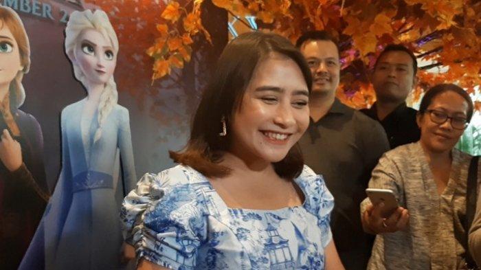 Dituduh Sebagai Pelakor, Prilly Latuconsina Santai