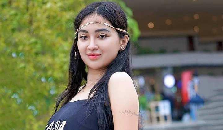 Gara-gara Rebutan Cowok, Cupi Cupita Didorong Lia Callia