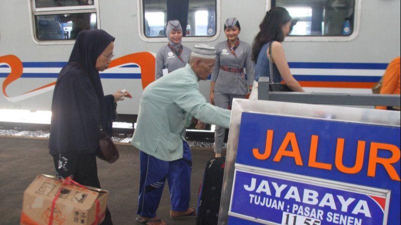 Jelang Libur Natal dan Tahun Baru, Tiket KA Malang-Jakarta Ludes Terjual