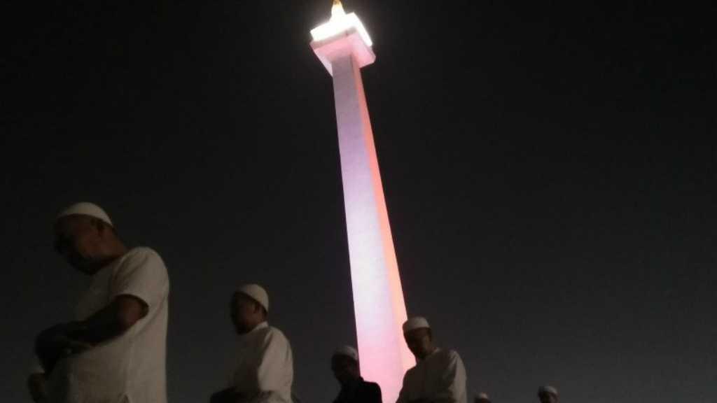 Reuni 212: Dari Tahajud Berjamaah di Monas untuk Silaturahmi Umat