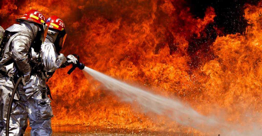 Sebuah SPBU di MT Haryono Jakarta Selatan Terbakar