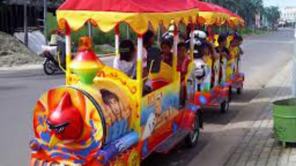 Dishub DKI Layang Surat Peringatan kepada Produsen Odong-odong