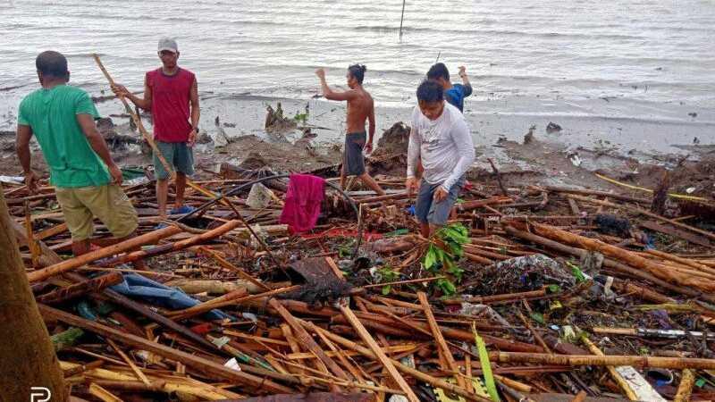 10 Orang Tewas Akibat Angin Topan di Filipina