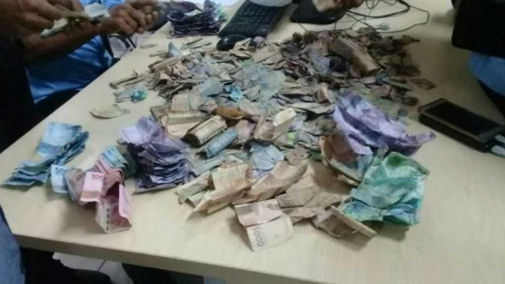 Gokil Nih! Pria Gangguan Jiwa di Tambora Punya Uang Banyak