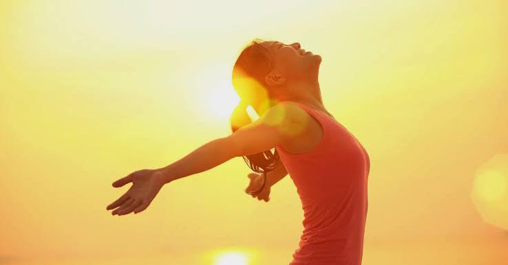 Berjemur di Bawah Sinar Matahari Pagi Turunkan Risiko Kanker Payudara