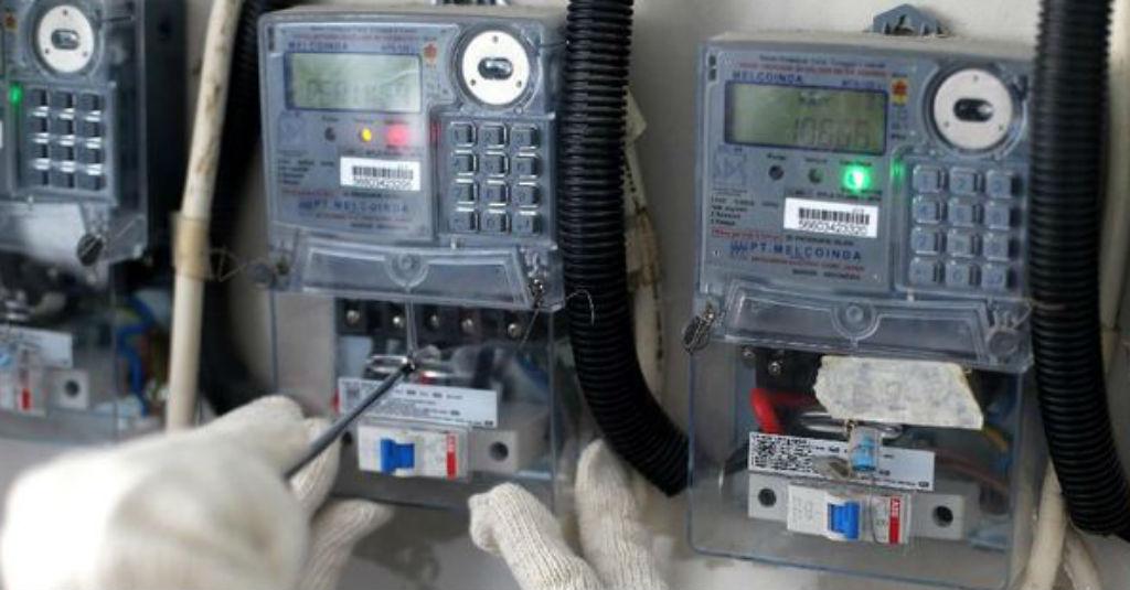 PLN Diminta Tidak Menaikkan Tarif Dasar Listrik
