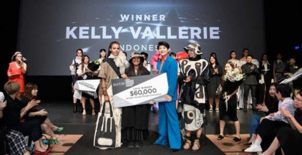 Desainer Muda Kelly Vallerie Juara Pertama di Asia NewGen Fashion Award