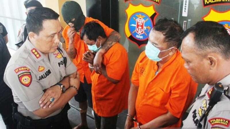 Melawan Saat Ditangkap, Polisi Tembak Kaki 3 Tersangka Pencuri Mobil