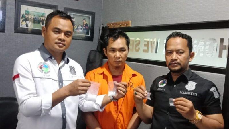 Gelagapan saat Ditanya Polisi, Kubil Ternyata Kantongi Sabu-sabu Siap Edar