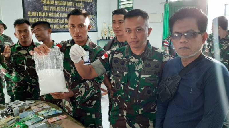 Satgas Pamtas Gagalkan 51 Kilogram Sabu Selundupan Via Jalur Tikus