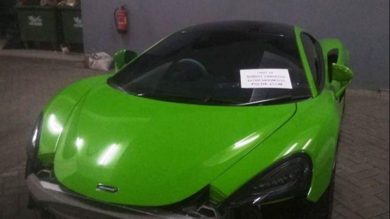 Tak Taat Pajak, Sembilan Mobil Mewah Diamankan Polda Jatim