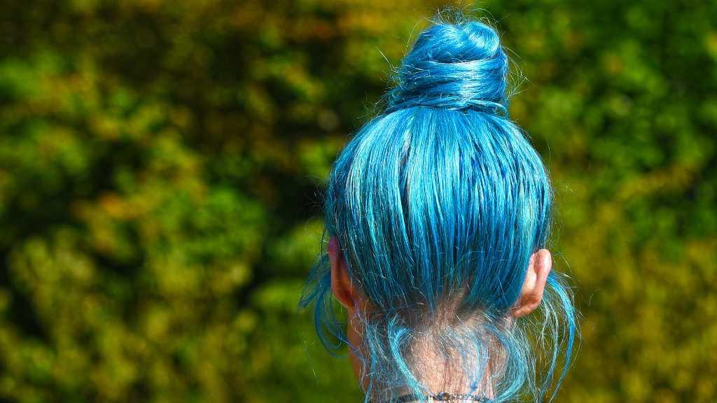 Hati-hati, Pewarna Rambut Bisa Tingkatkan Risiko 6 Penyakit Ini Lho