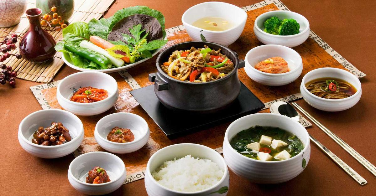 5 Makanan Khas yang Wajib Kamu Coba Saat Berkunjung ke Korea