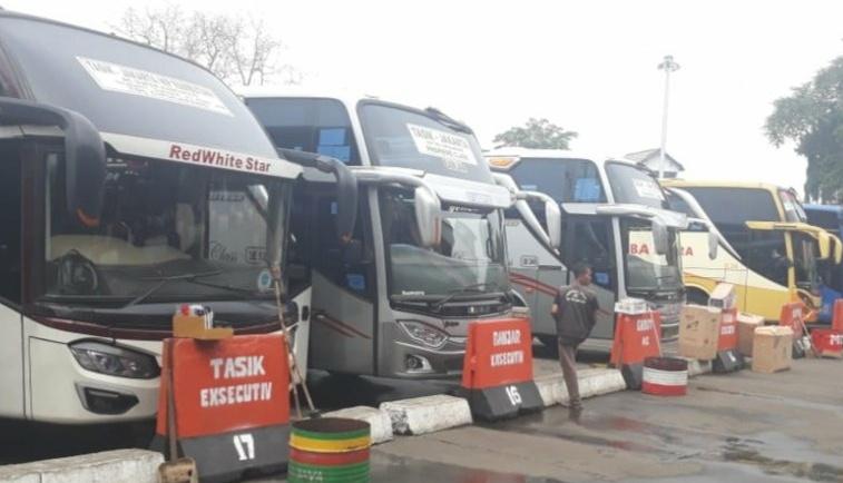 Jelang Musim Liburan, 64 Bus di Kampung Rambutan Masih Tak Laik Operasi