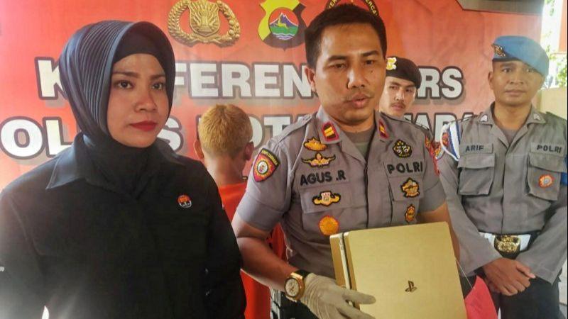 Seorang Remaja Dibekuk Polisi Lantaran Curi Playstation 4
