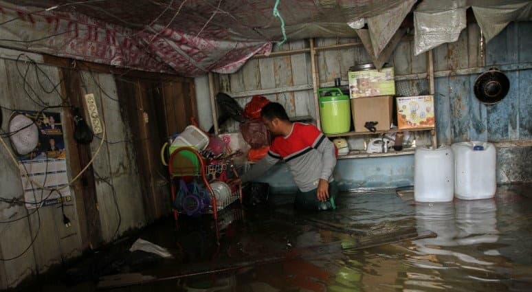 Banjir dan Tanah Longsor di Riau Memakan 6 Korban Jiwa