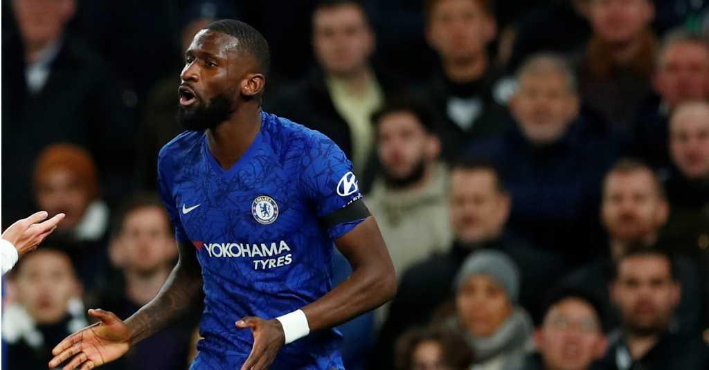 Kemenangan Chelsea Dinodai Aksi Rasis Suporter Tottenham