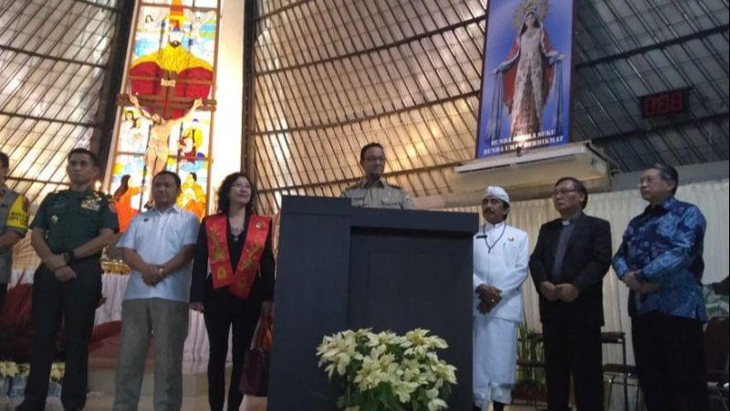 Berkunjung ke Gereja, Anies Dicurhati Soal Banjir