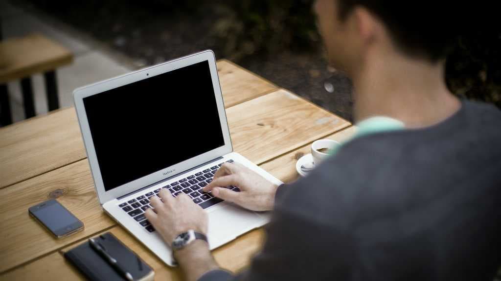 5 Tips Agar Tetap Sehat Meski Memiliki Jadwal yang Padat