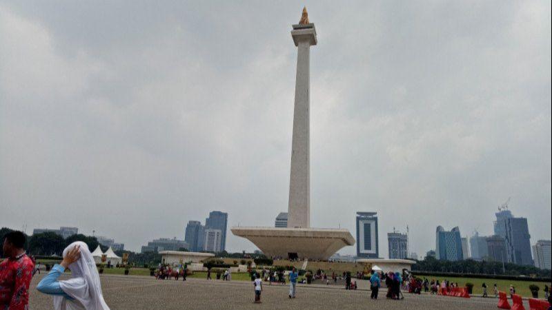 Monas Masih Jadi Daya Tarik Wisatawan Libur Akhir Tahun di Jakarta