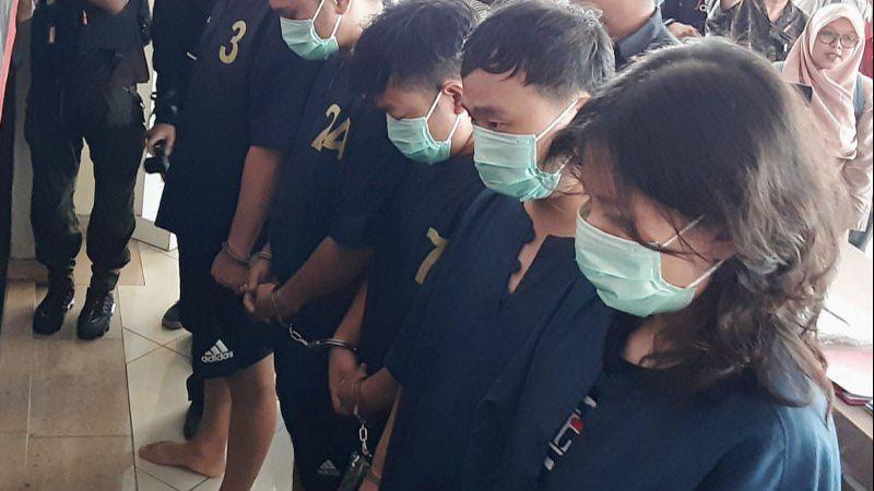 Dua DPO Fintech Ilegal Ditangkap di Batam, Diduga Mau Kabur ke Singapura