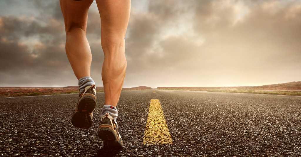 Konsumsi 5 Nutrisi Ini untuk Stamina Prima Saat Olahraga Lari