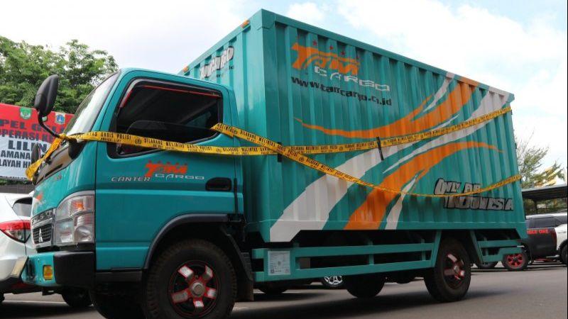 Pengedar Gunakan Truk Ekspedisi untuk Bawa 374 Kg Ganja ke Jakarta