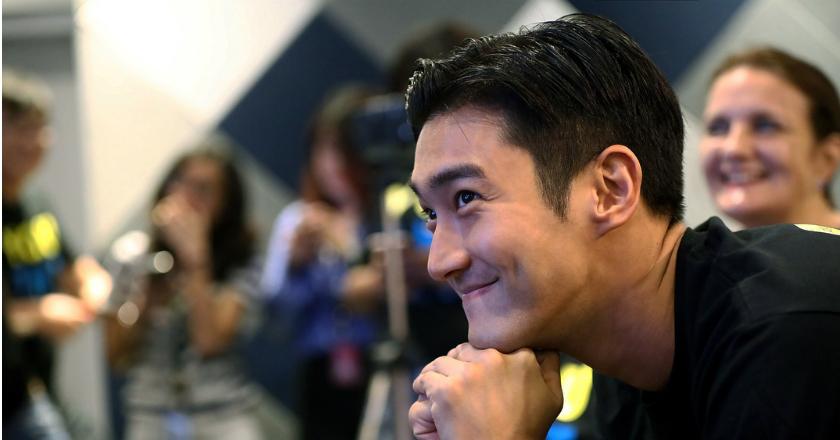 Siwon 'Super Junior' Asik Joging di Kawasan Menteng