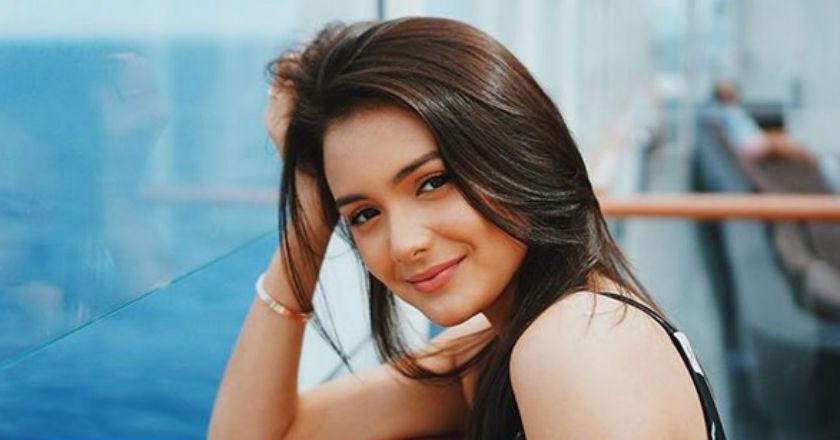 Amanda Rawles Kesulitan Berperan sebagai Murid SMA 'Zaman Old'