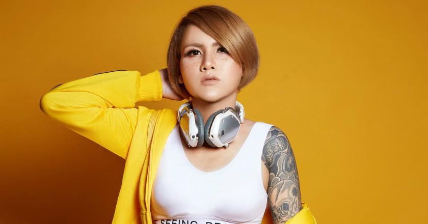 Tampil Lebih Cantik Ini Potret Evelin Nada Anjani yang Bisa Bikin Aming Menyesal
