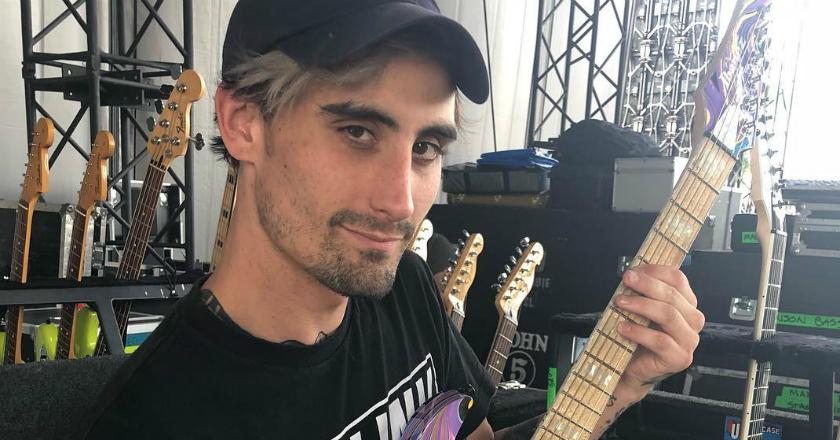 Keluarga Ungkap Kematian Kyle Pavon, Vokalis 'We Came as Romans' Karena Overdosis