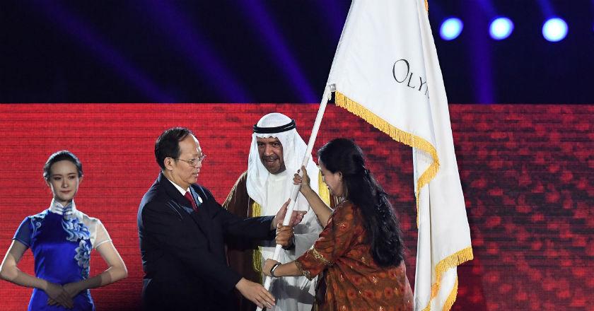 Asian Games 2018 Berakhir, Indonesia Serahkan Warisan ke China