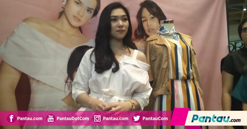Bangganya Isyana Sarasvati Sepanggung dengan 'Super Junior'