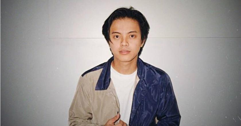 Bisma 'Smash' Rela Bekerja Sebagai OB Demi Pendalaman Peran