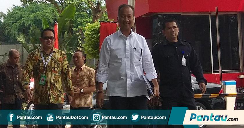Menteri Sosial Agus Gumiwang Datangi KPK, Ada Apa?