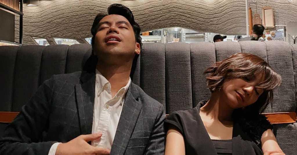 Vidi Aldiano Rayakan Tahun Baru Bersama Mantan Kekasih Sheila Dara