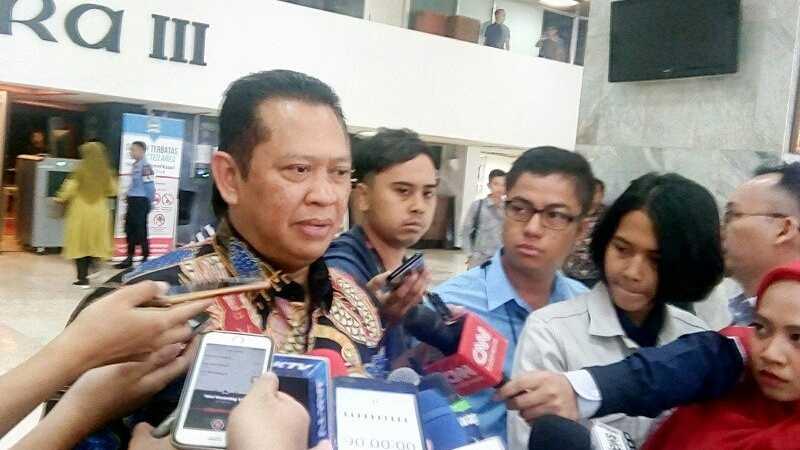 Bamsoet: Sikap Gotong Royong Masyarakat Saat Banjir Harus Dicontoh Pejabat