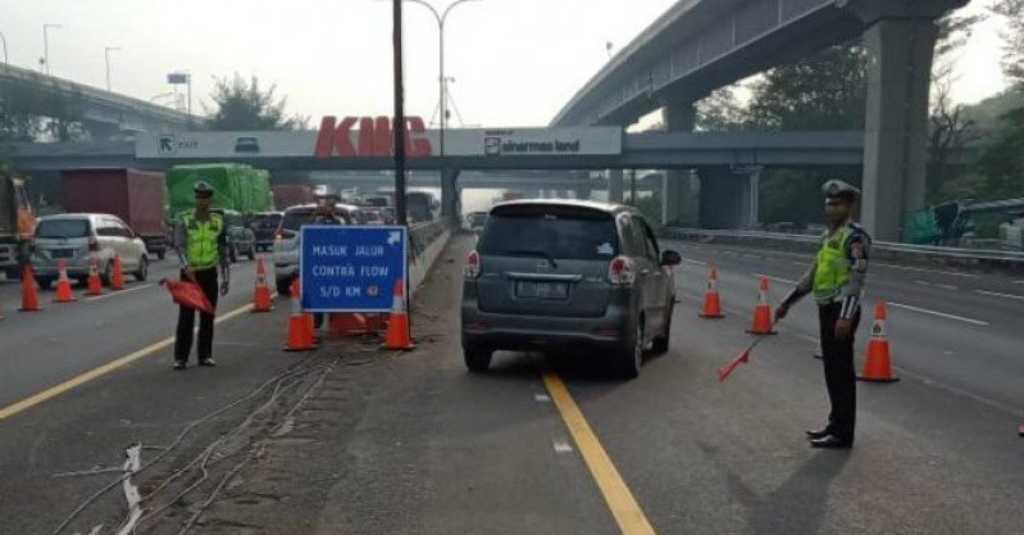 Jasa Marga Berlakukan Contra Flow di Tol Cibitung Arah Jakarta