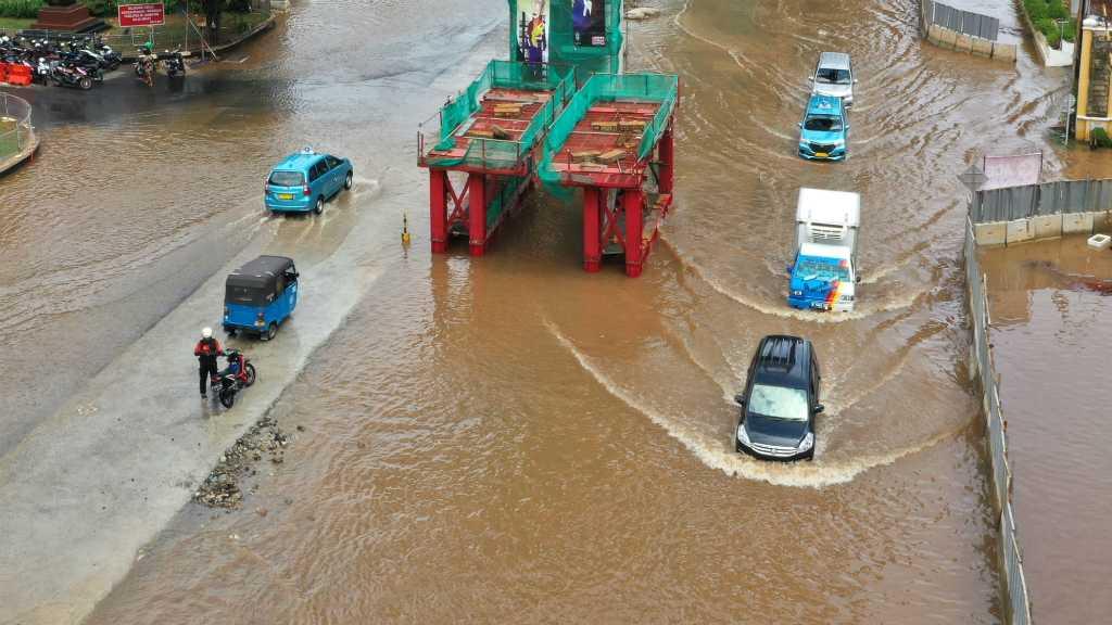 BNPB Gandeng BPPT Lakukan Teknologi Modifikasi Cuaca Atas Banjir