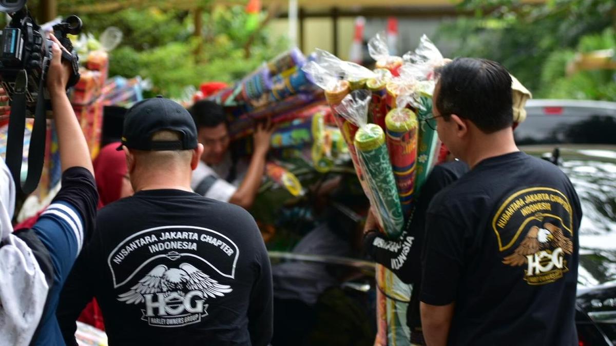 Komunitas Motor Harley Davidson HOG Turun Tangan Bantu Korban Banjir